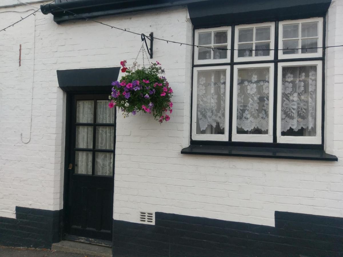 The Rifle Volunteer Bed & Breakfast Ware Luaran gambar