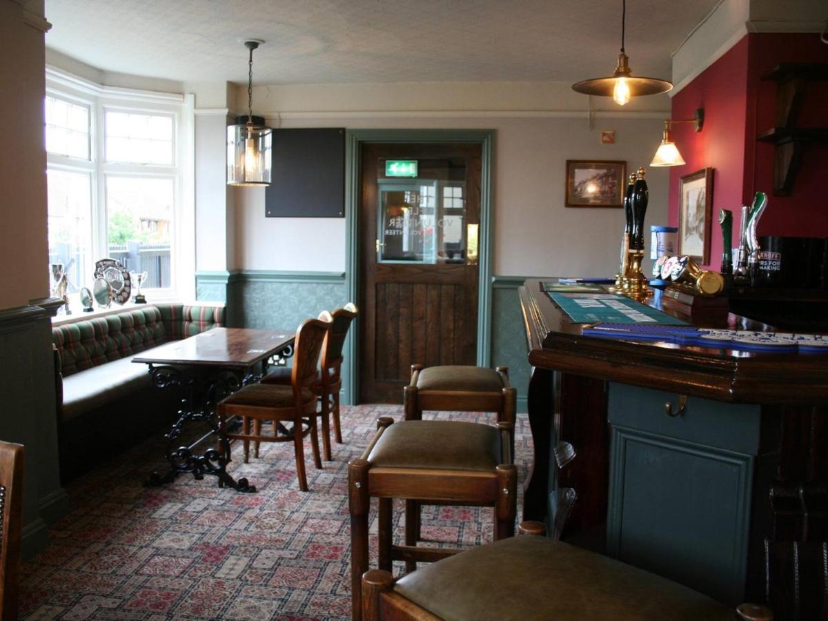The Rifle Volunteer Bed & Breakfast Ware Luaran gambar